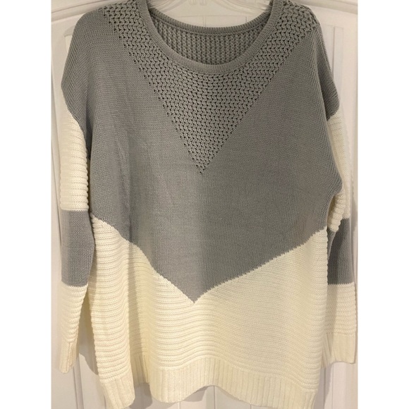 Sweaters - Oversized sweater size L